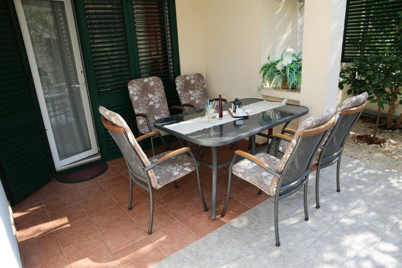Apartman Alica Srima Vodice Exterior foto